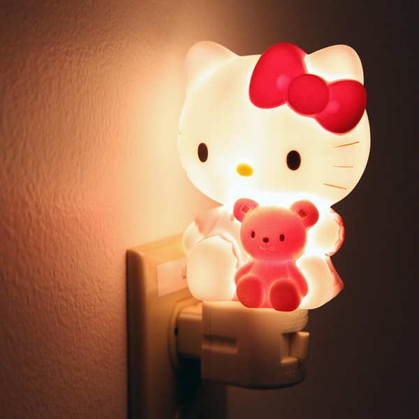 den-ngu-kitty.jpg den-ngu-kitty
