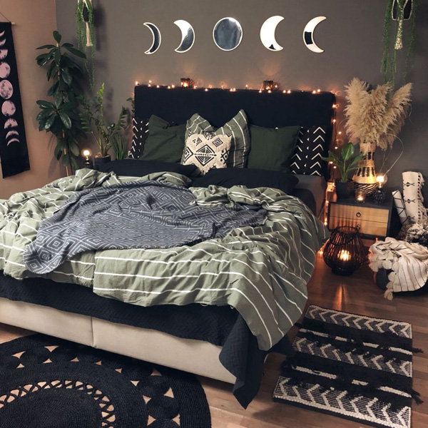 mau-phong-ngu-chill-dep.jpg Điểm danh những mẫu giường ngủ giúp căn phòng thêm chill Đừng bỏ qua mẫu giường ngủ đẹp, chất lượng giúp bạn sở hữu căn phòng chill trong một nốt nhạc. Một chiếc giường ngủ xinh, yêu cho bạn không gian thư giãn đúng chuẩn. Chẳng cần phải đi đâu xa xôi, chỉ cần trở về bạn đã có ngay nơi "nghỉ dưỡng" của riêng mình. Trang trí decor phòng ngủ chill là cách để ta nuông chiều bản thân thêm một chút, biết chiều chuộng và yêu thương bản thân.