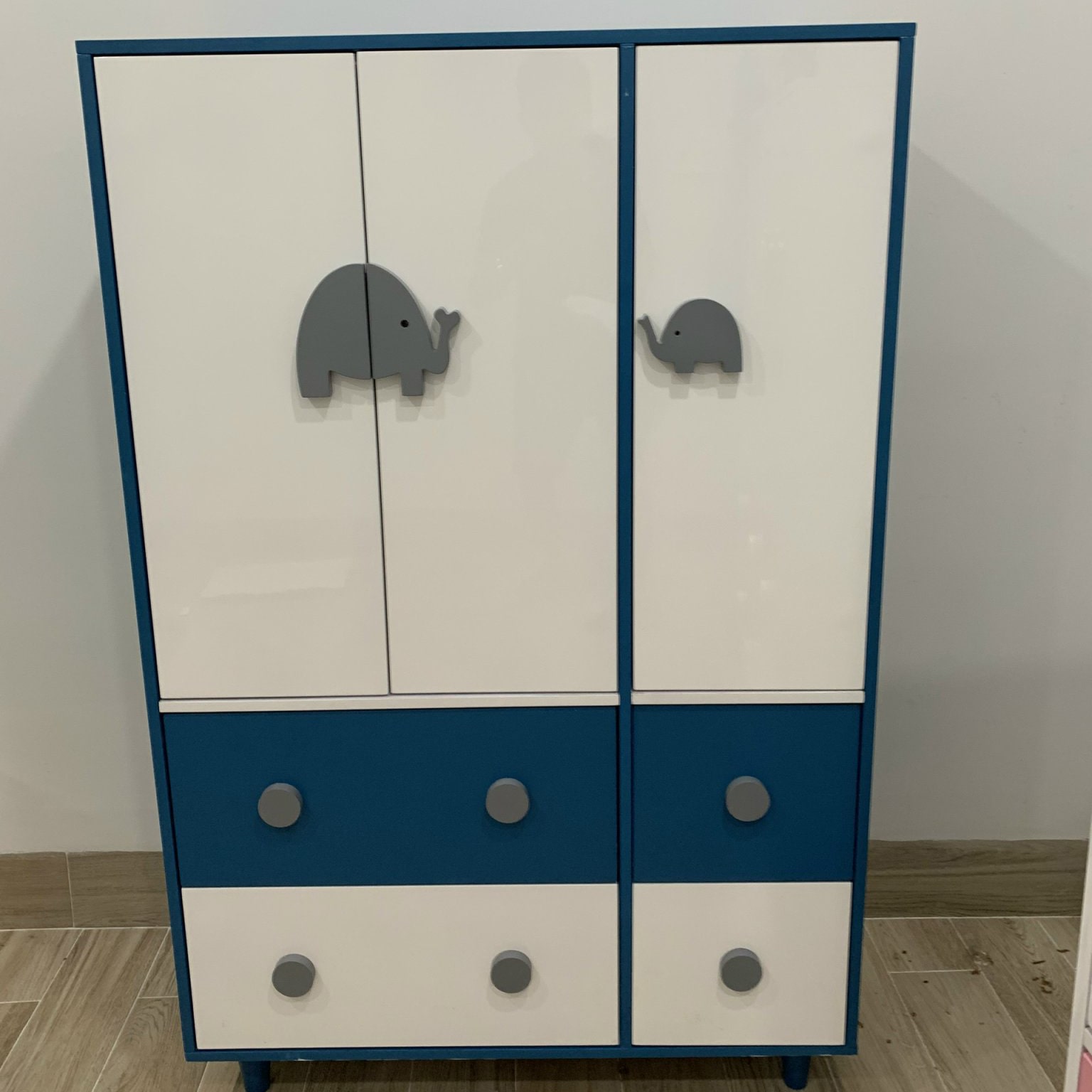 Tủ trẻ em TTE-07